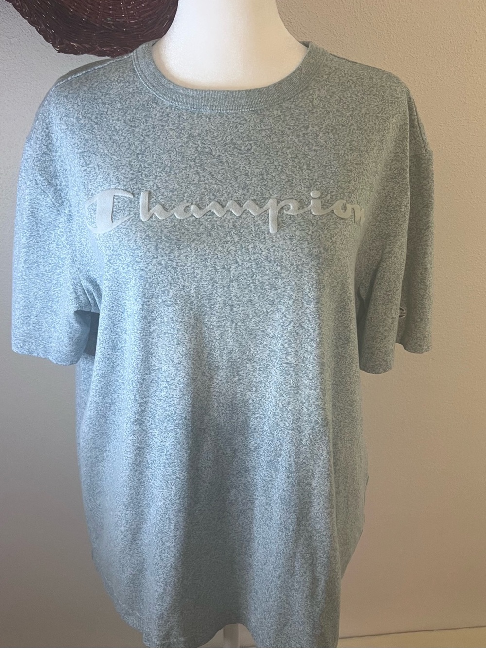 Champion Men’s Short Sleeve Crewneck Tee in Light Heather Green
